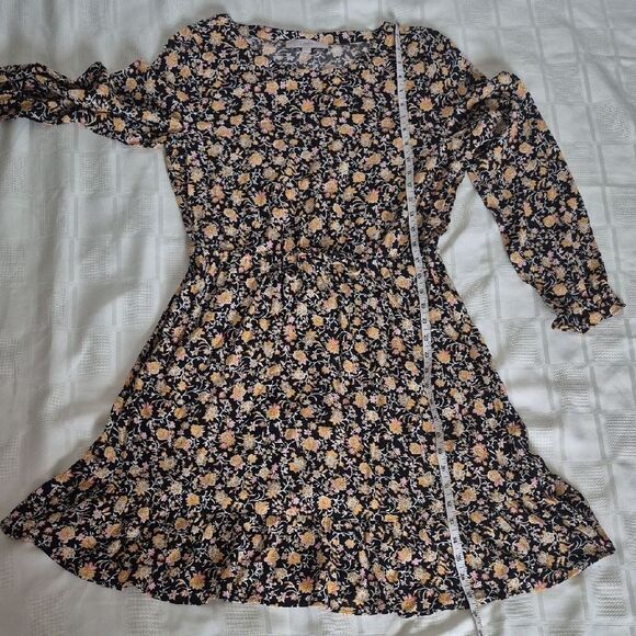 LOFT Black and Yellow Floral Long Sleeve Dress - Picture 9 of 16